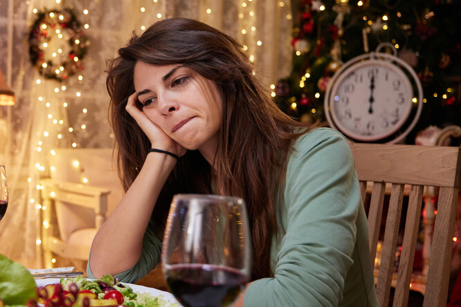 Новый год в одиночестве не будет грустным: как насладиться праздником без веселой компании