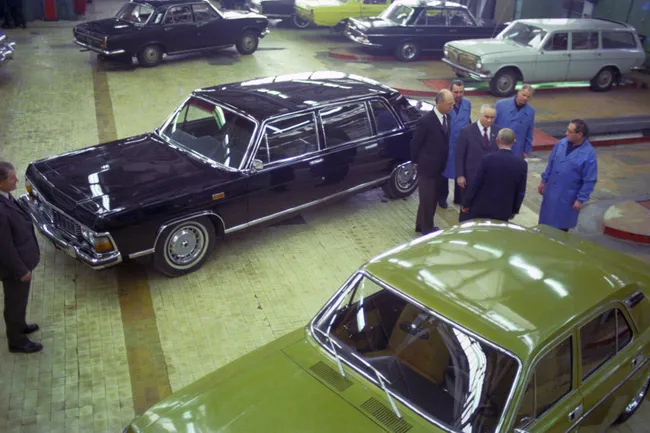 «Машина Брежнева»: как создавали легендарную советскую «Чайку»