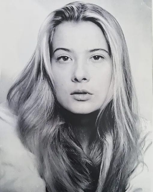 Юлия Высоцкая в 1997 году