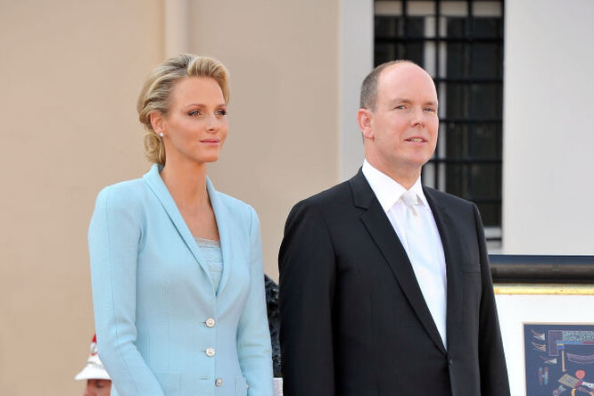 Дети со швабрами в руках: как королевская семья Монако отметила День чистоты без княгини Шарлен