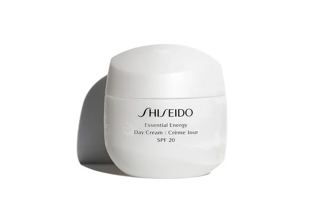 Дневной энергетический крем Essential Energy SPF 20 от Shiseido