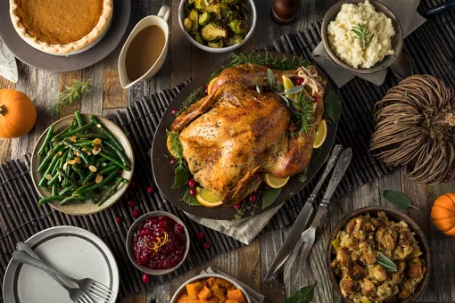 День благодарения: 5 способов приготовить красивую и вкусную индейку целиком