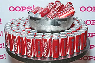 Новые эмоции с Coca-Cola mini на дне рождения главного молодежного журнала страны