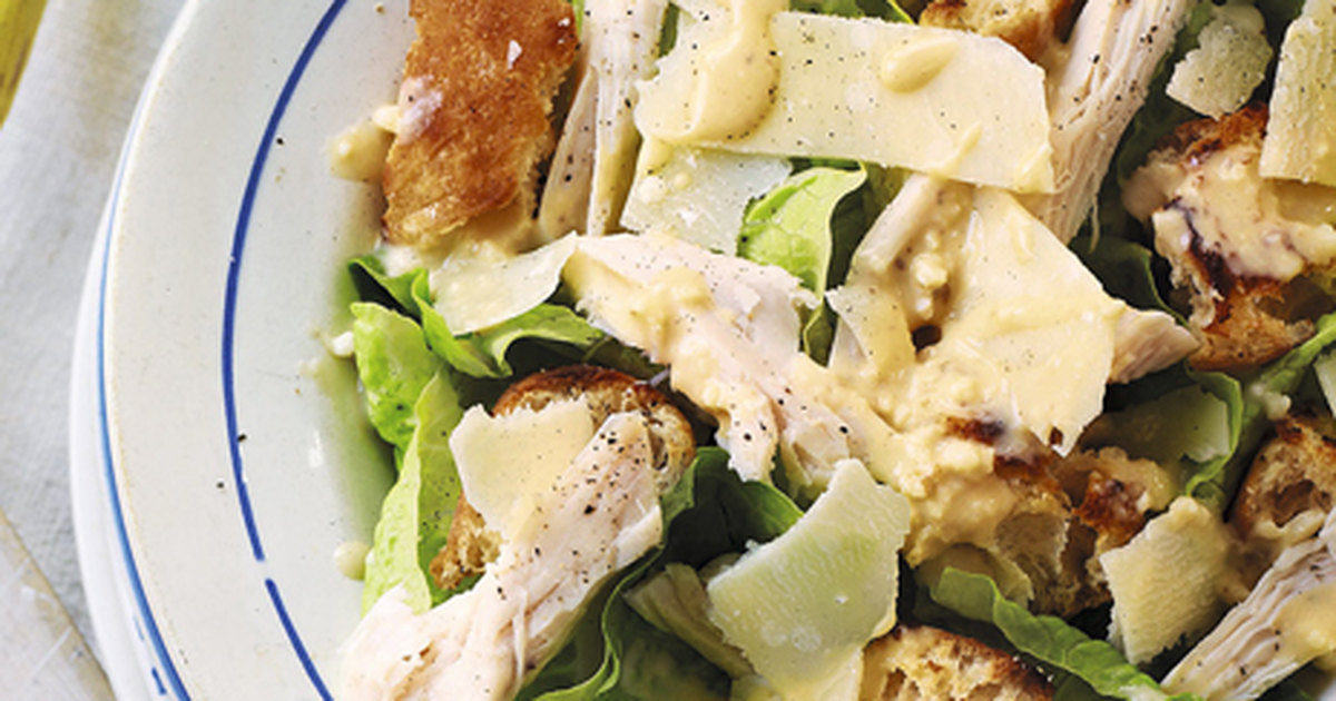 Классический салат Цезарь с курицей, рецепт Цезаря с курицей в домашних ...