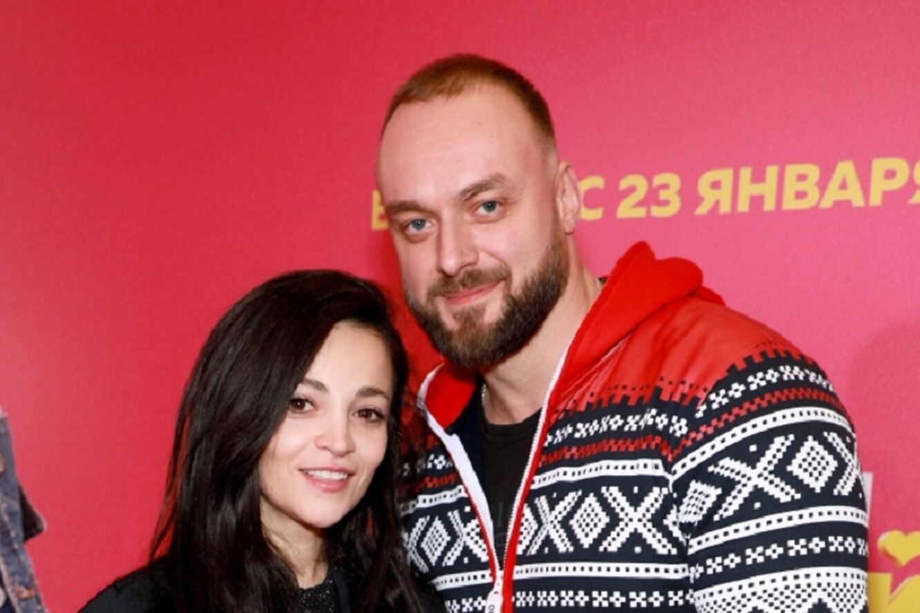 Максимом щёголевым и теона дольникова. Теона дольникова и щеголев. Теона дольникова и щеголев. Теона дольникова и щеголев. Теона дольникова и щеголев.