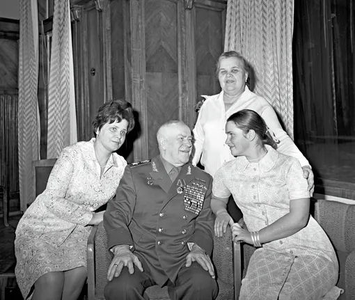 Георгий Константинович Жуков с женой и дочерью