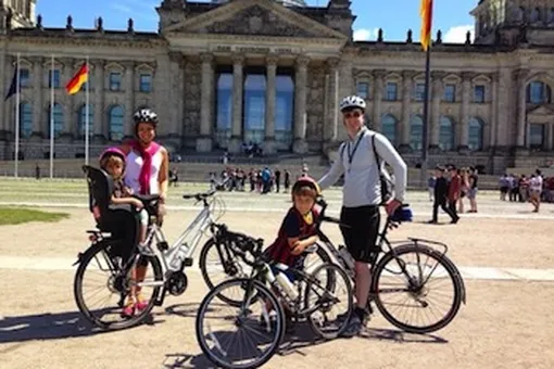 Семилетний мальчик проехал на велосипеде 370 км из Швеции в Германию