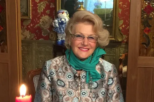 «Без грима вы прекрасны»: 83-летняя Светлана Дружинина показала фото без макияжа