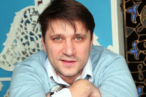 «Тащил пьяную мать домой»: Виктор Логинов рассказал об алкоголизме родителей