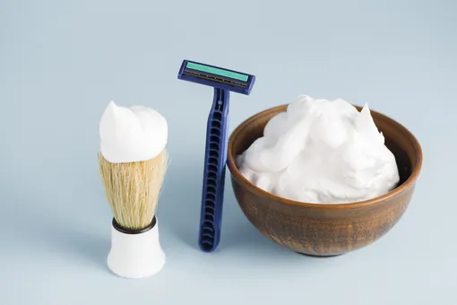 Семь вещей, которые можно отмыть с помощью простой пены для бритья