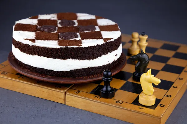Как приготовить традиционный «Шахматный» пирог