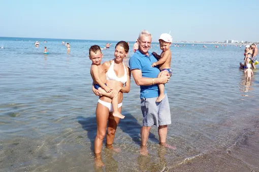 Александр Половцев с семьёй