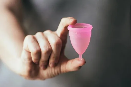 Менструальная чаша и многоразовые прокладки: альтернатива привычным гигиеническим средствам