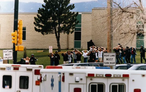 День, когда произошло массовое убийство в школе «Колумбайн» в 1999 году