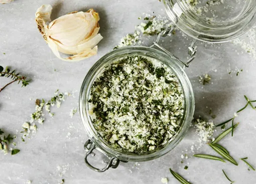 Как приготовить ароматную соль дома: 4 вида пряной соли для разных блюд