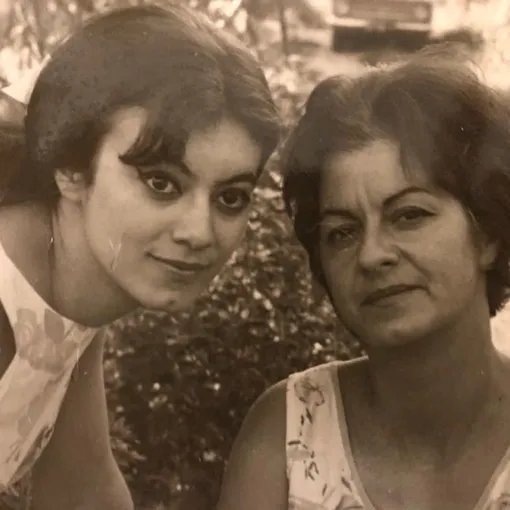 Мама и бабушка Яны Поплавской фото
