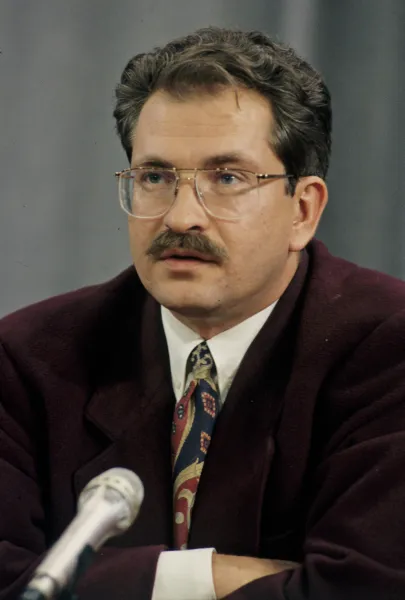 Владислав Листьев