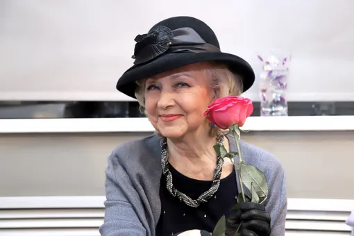 «Красивая женщина и замечательная актриса»: Дмитрий Мазуров показал, как выглядит 74-летняя Валентина Панина