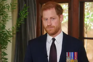 Принц Гарри готовится к отлету в Великобританию на похороны деда