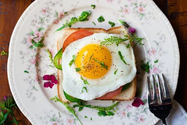Этот секрет знают только эксперты: как действительно вкусно приготовить яичницу Этот секрет знают только эксперты: как действительно вкусно приготовить яичницу