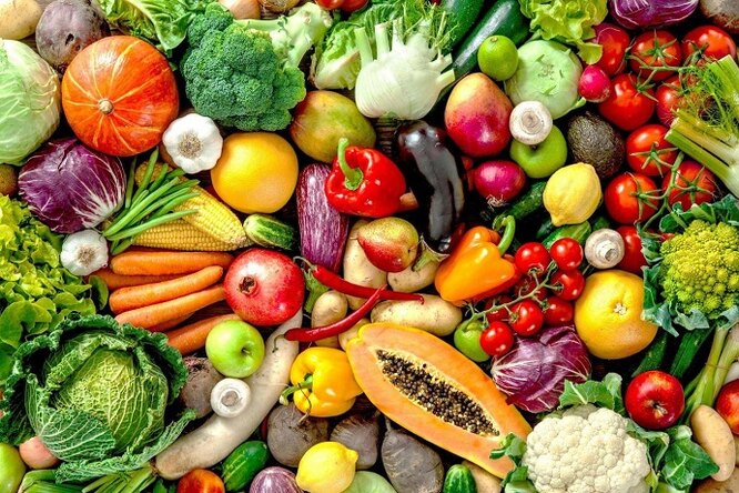 Если есть эти овощи и фрукты каждый день, можно надолго сохранить мозг молодым и здоровым