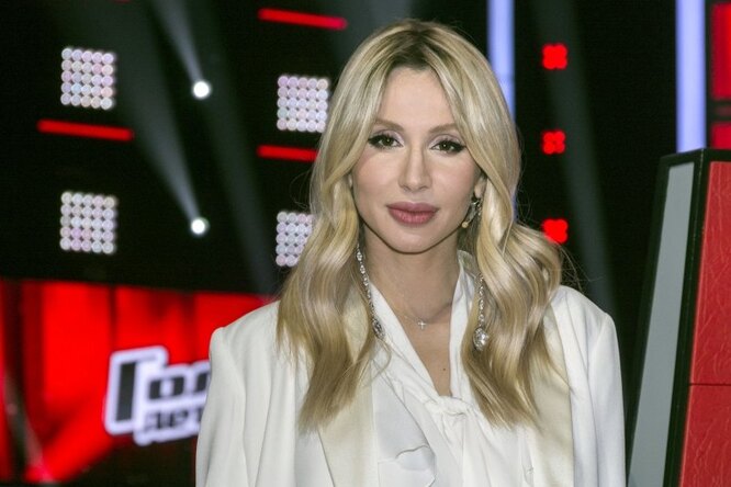 «Прекрасные бабулечки»: Светлана Лобода показала танцующих пенсионеров в Царицыно «Прекрасные бабулечки»: Светлана Лобода показала танцующих пенсионеров в Царицыно