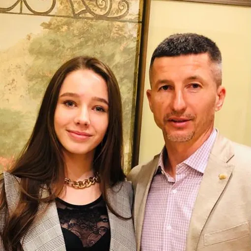 Дочь Юлии Началовой Вера с отцом — Евгением Алдониным фото