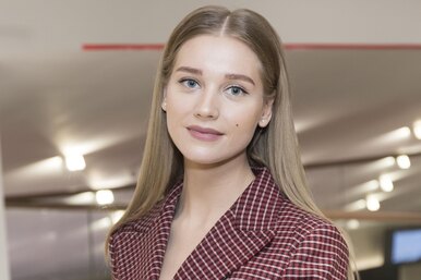 Снялась в откровенной сцене, а потом развелась: 7 фактов о Кристине Асмус