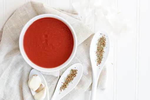 13 рецептов с помидорами: мармелад, конфитюр, аджики, соусы, хренодер