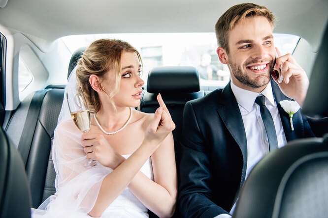 Невеста, жених, свадьба, автомобиль