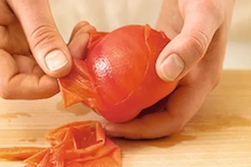 Как снять кожицу у помидоров