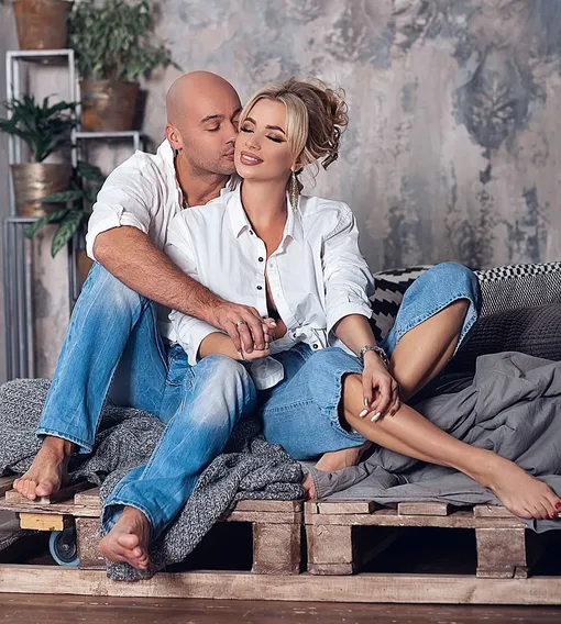 Андрей Черкасов с супругой