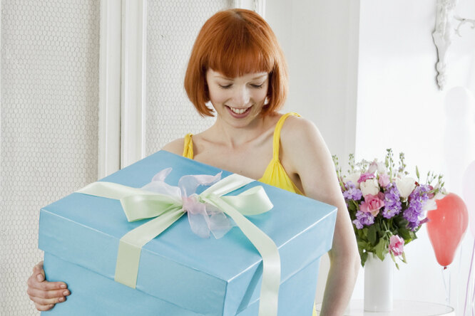 10 идей оригинальных и недорогих подарков девушке на 8 марта