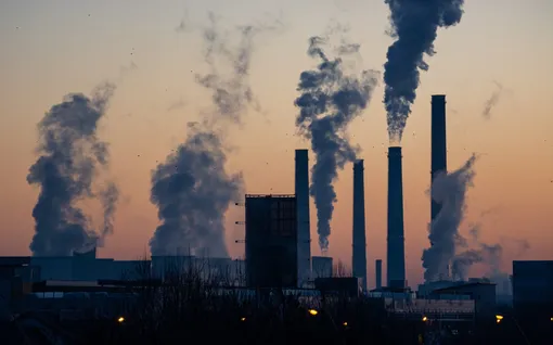 Заводы, загрязняющие воздух