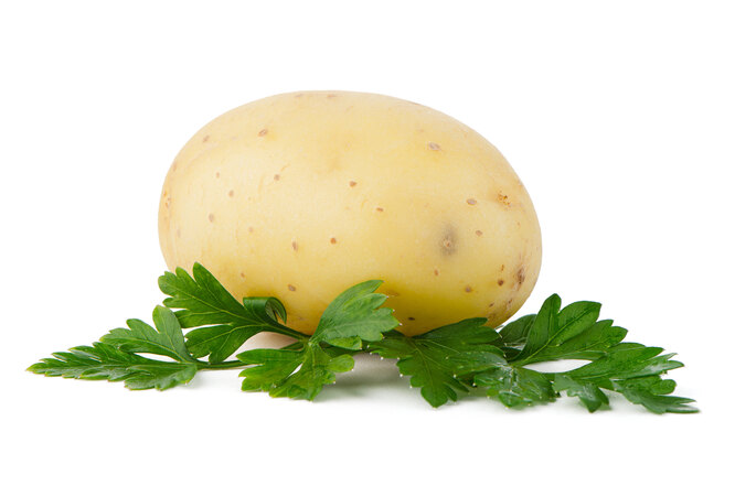 Салат с солёными огурцами и картофелем