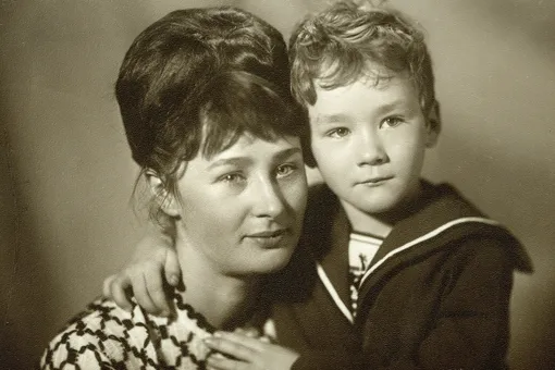 Мама Алексея Горбашова не стала его ругать, за то что он попал пулей из пластилина в прохожего