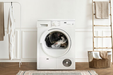 Самый быстрый способ почистить стиральную машину своими силами: через полчаса засияет как новая