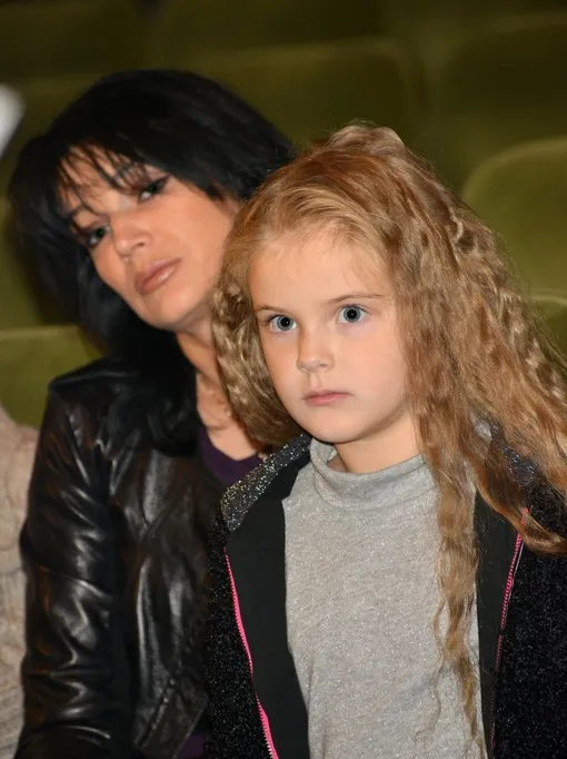 Юлия Абдулова с дочерью