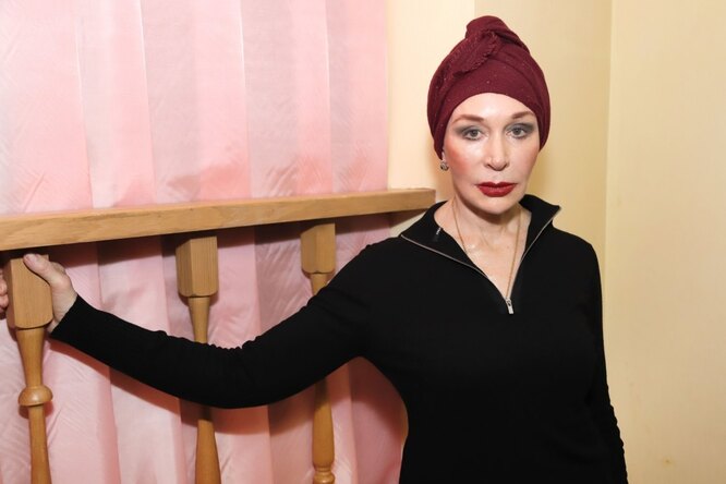 «Неотразимая женщина!» 72-летняя Татьяна Васильева села на шпагат «Неотразимая женщина!» 72-летняя Татьяна Васильева села на шпагат