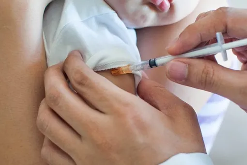 «Это урок всем остальным»: в России ребенок скончался от молниеносного менингита