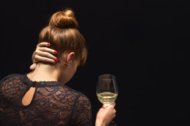 11 мифов о женском алкоголизме и 7 реальных фактов: что говорят наркологи