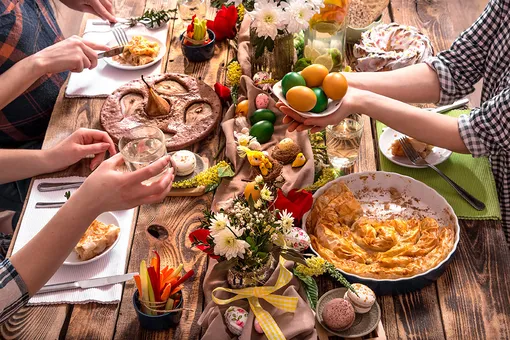 Суп с фрикадельками, котлеты из щуки и другие рецепты на Пасху и майские праздники