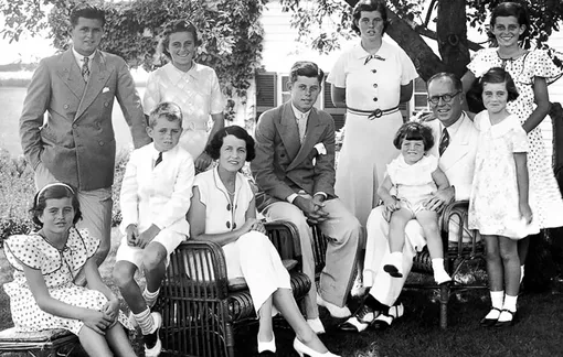 История семьи Кеннеди, судьба участников клан Кеннеди: фото, судьбы, личная жизнь