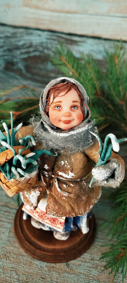 Девочка в зимнем лесу Пиквуша ватная игрушка фото