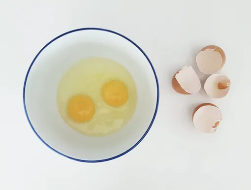 Как проверить яйцо дома