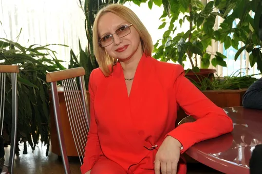 «Какие прекрасные гибкие девушки»: 61-летняя Ирина Мазуркевич выложила фото с внучкой
