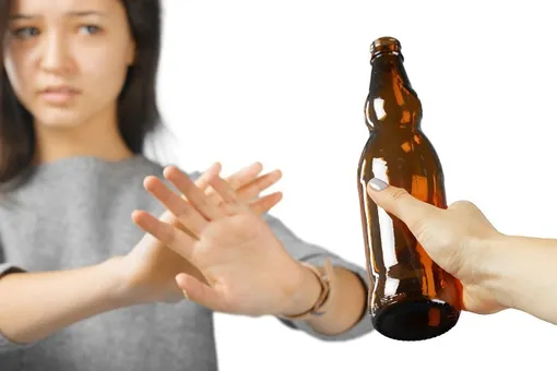 «И больше ни-ни» — ученые выяснили ежедневную дозу алкоголя, которая точно не повредит