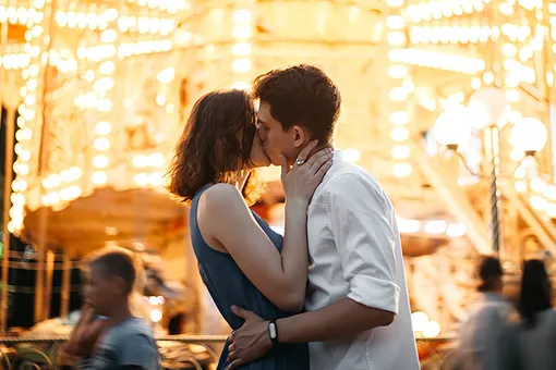 Поцелуй на удачу: 9 историй о поцелуях на первом свидании