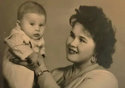 Валерий Яременко с матерью Валентиной Николаевной. Архивное фото