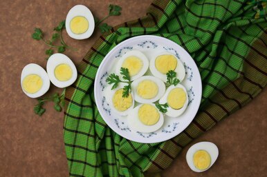 Как сварить идеальное яйцо по выверенному наукой рецепту: точное время от ученых